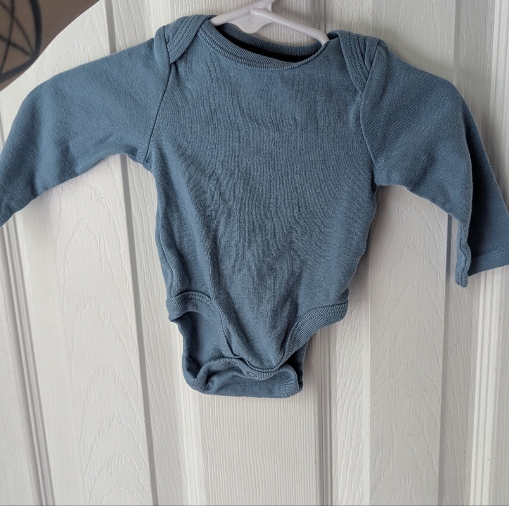 5/$5🦀 Blue Baby Onesie